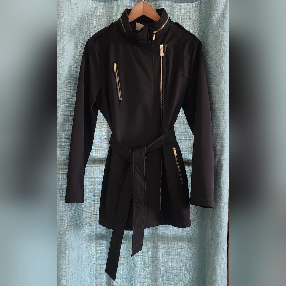 Michael Kors Sz Large Short Length Trench/ Rain Coat- Hide Away Hood In Collar